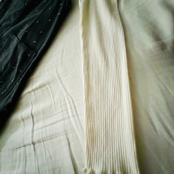 H&M Cream Ribbed Knit Sweater - Picture 5 of 8